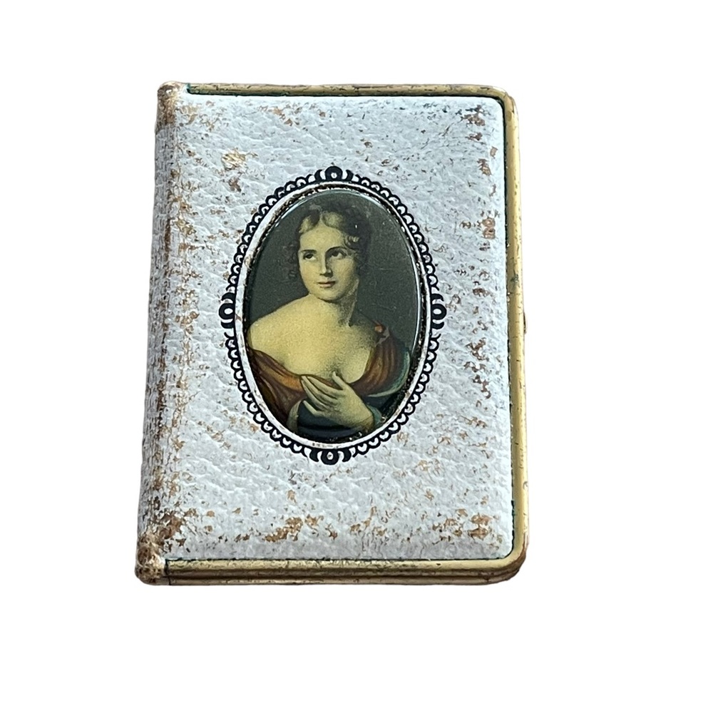 Mondaine Figural Lady Book Shaped Powder Compact Mirror White Leather Vintage